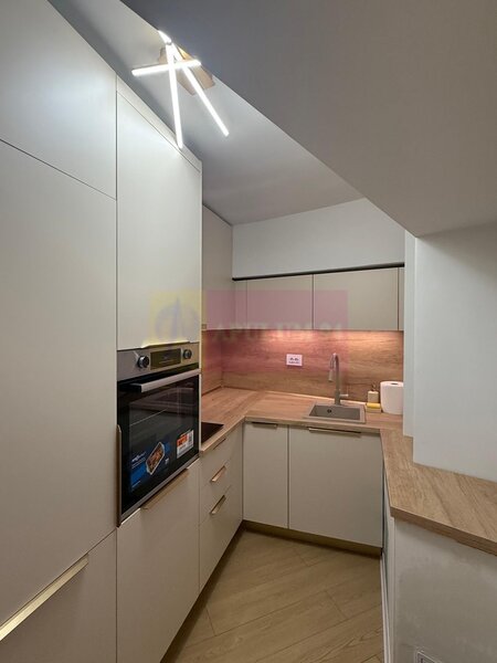 3 camere in rondul Alba Iulia, stradal
